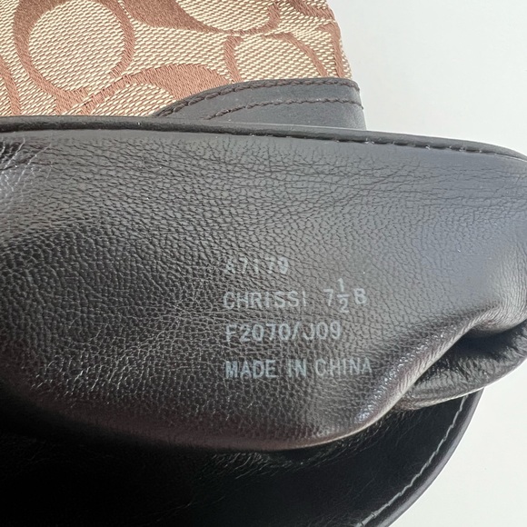 Used coach signature style boots - Picture 8 of 8